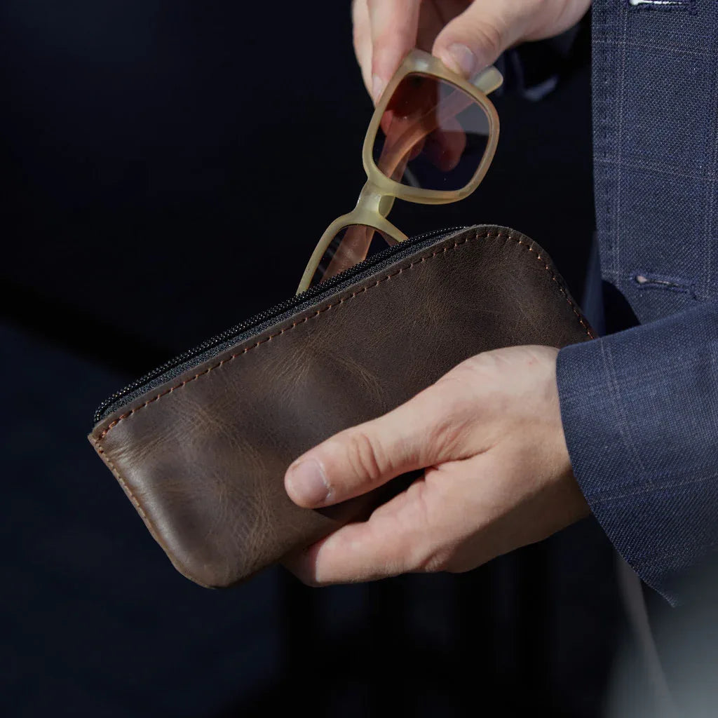 Leaf Leather Eyeglass Case - INCARNE® Global