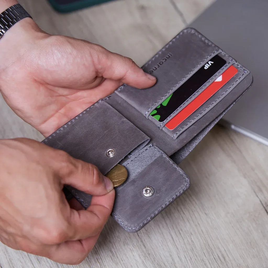 Mini Jack wallet made from vintage leather - INCARNE® Global