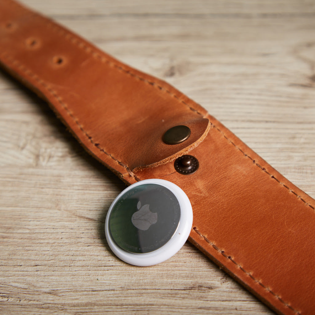 Skórzana obroża Air Collar dla średnich ras psów z uchwytem AirTag