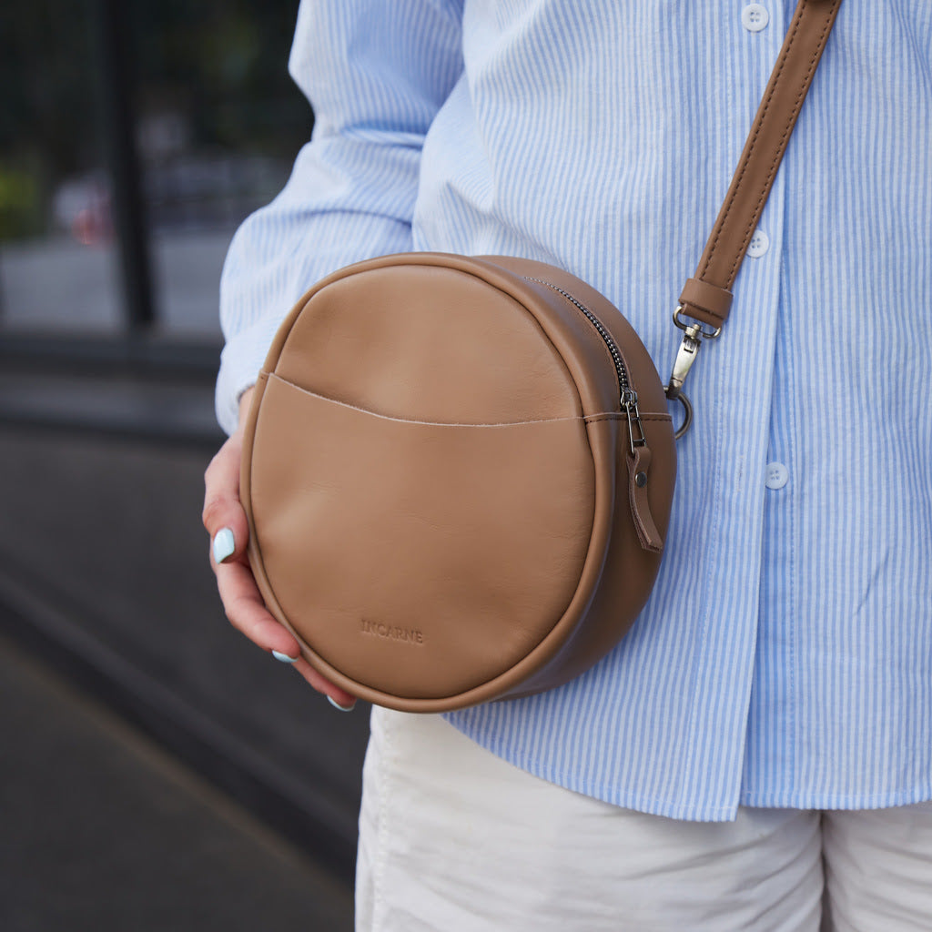 New Harley round crossbody bag in Gallant and Aksa leather
