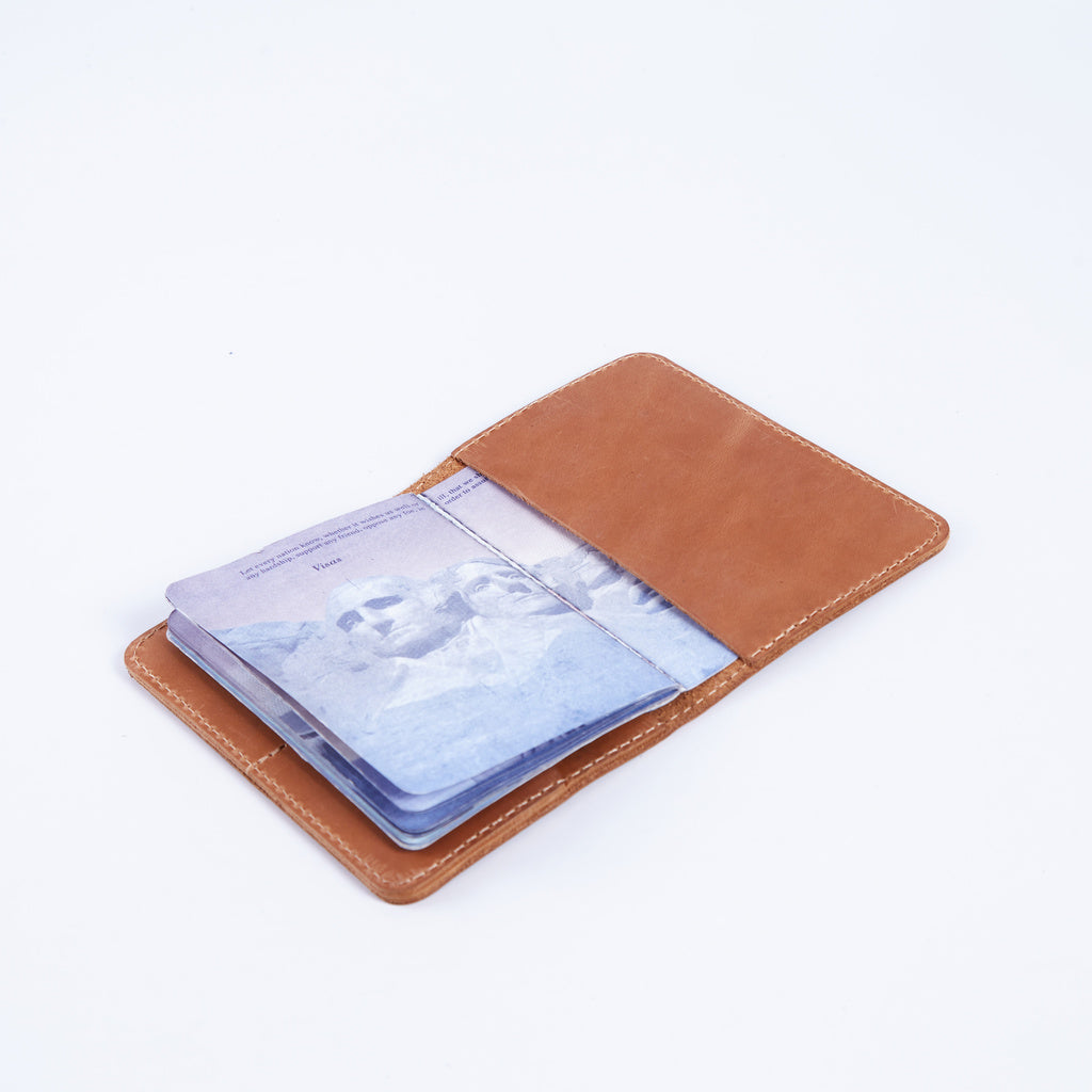 Passhülle mit dem Großen Siegel der Vereinigten Staaten aus Vintage-Leder