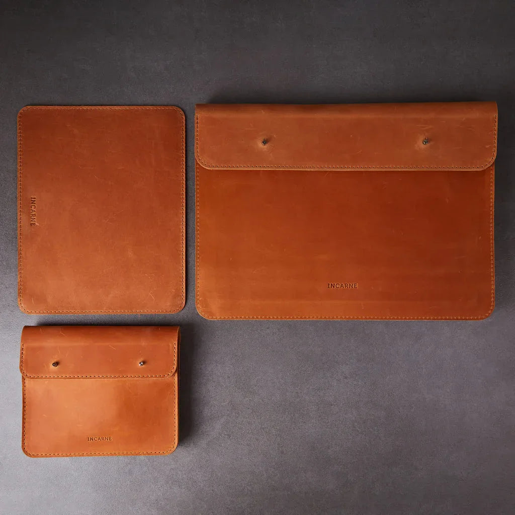 Gift set: Neat laptop case + Keep cable organizer + Word mousepad - INCARNE® Global