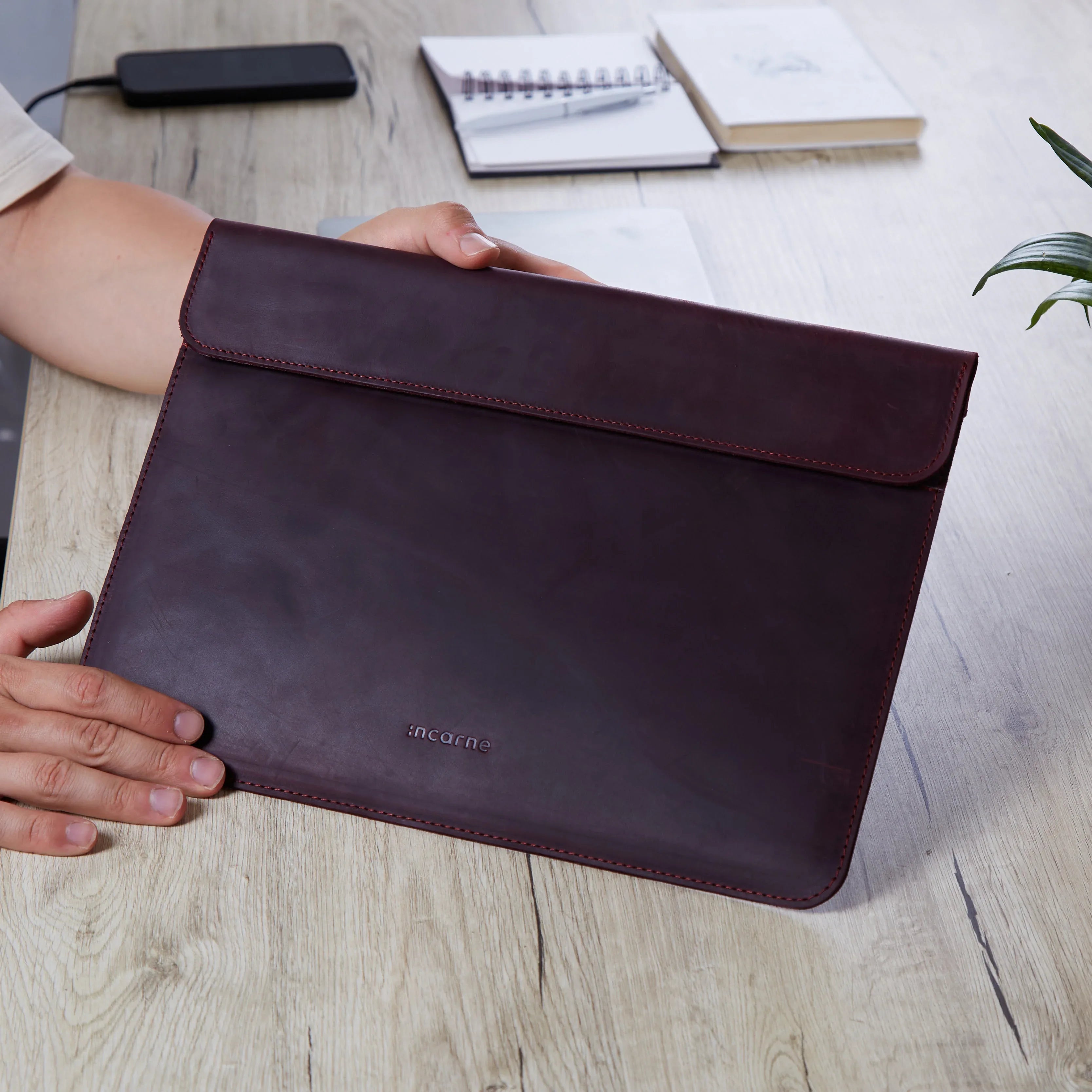 Corporate gifts: Klouz MacBook sleeve - INCARNE® Ukraine