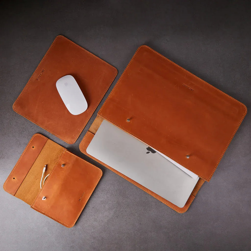 Gift set: Neat laptop case + Keep cable organizer + Word mousepad - INCARNE® Global