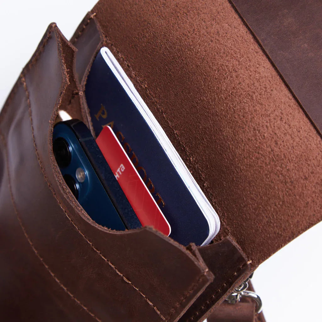 Smart Case Phone Bag Made from Vintage Leather - INCARNE® Global