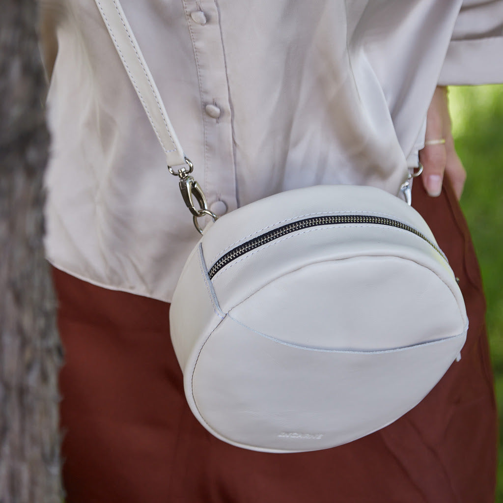 New Harley round crossbody bag in Gallant and Aksa leather