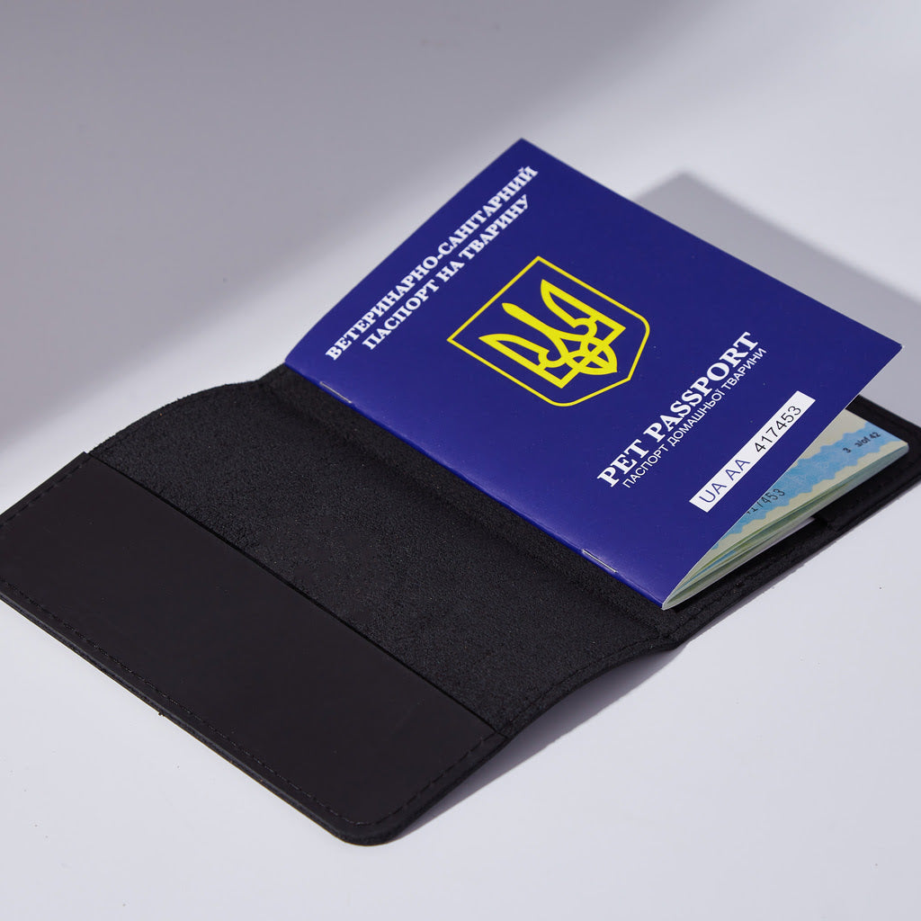 Leather cover for a veterinary passport Paw