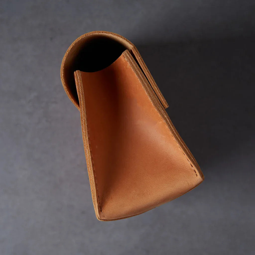 Wire Keeper Leather Organizer for Cables, Mouse, Adapters - INCARNE® Global