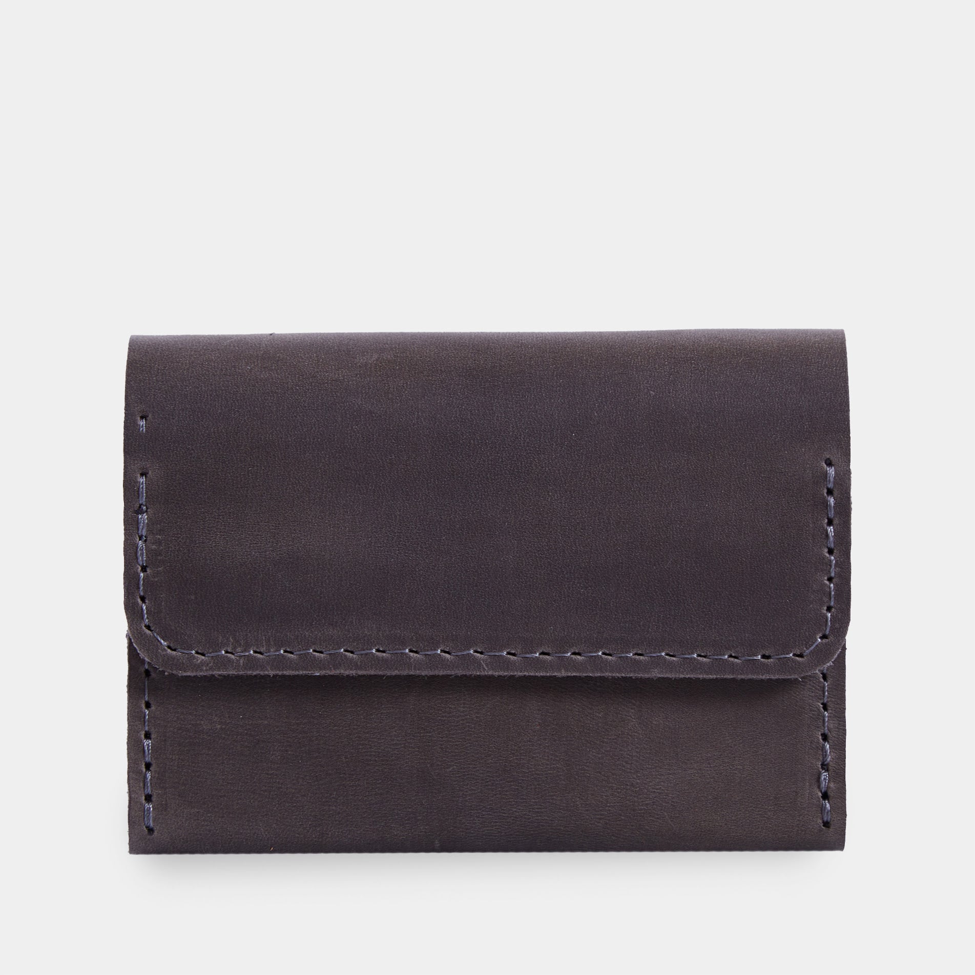 Lean Compact RFID-blocking wallet made of vintage leather