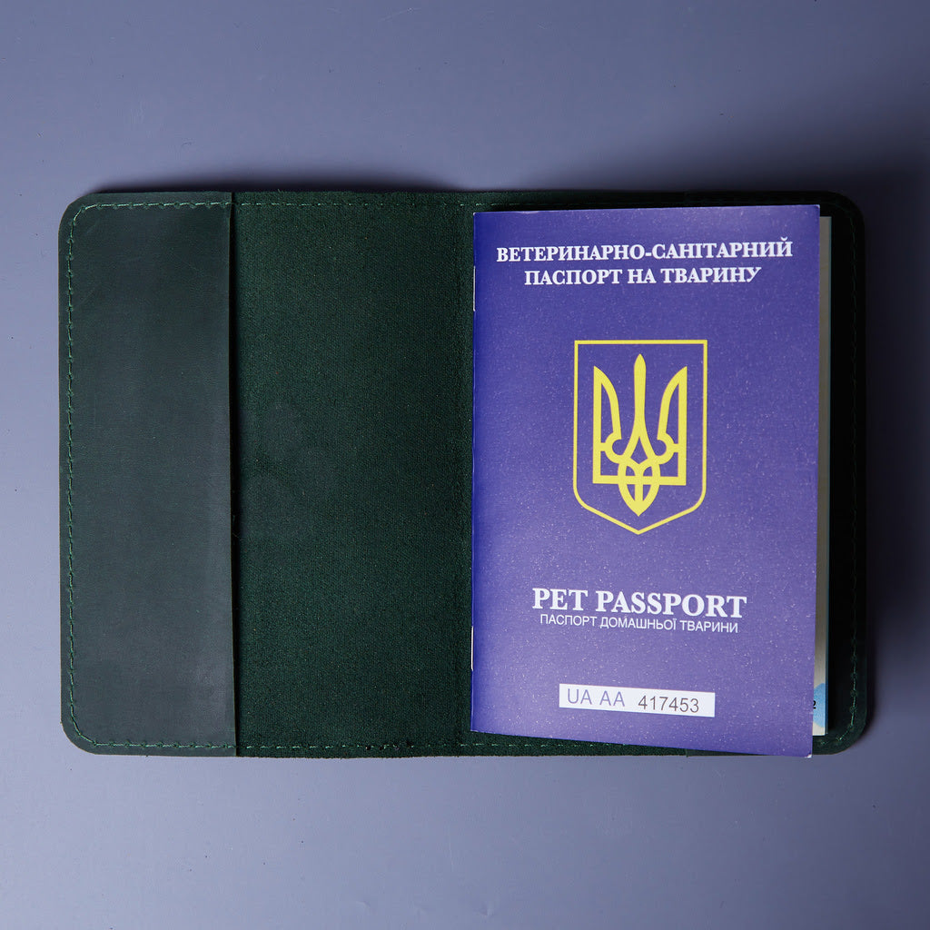 Leather cover for a veterinary passport Paw