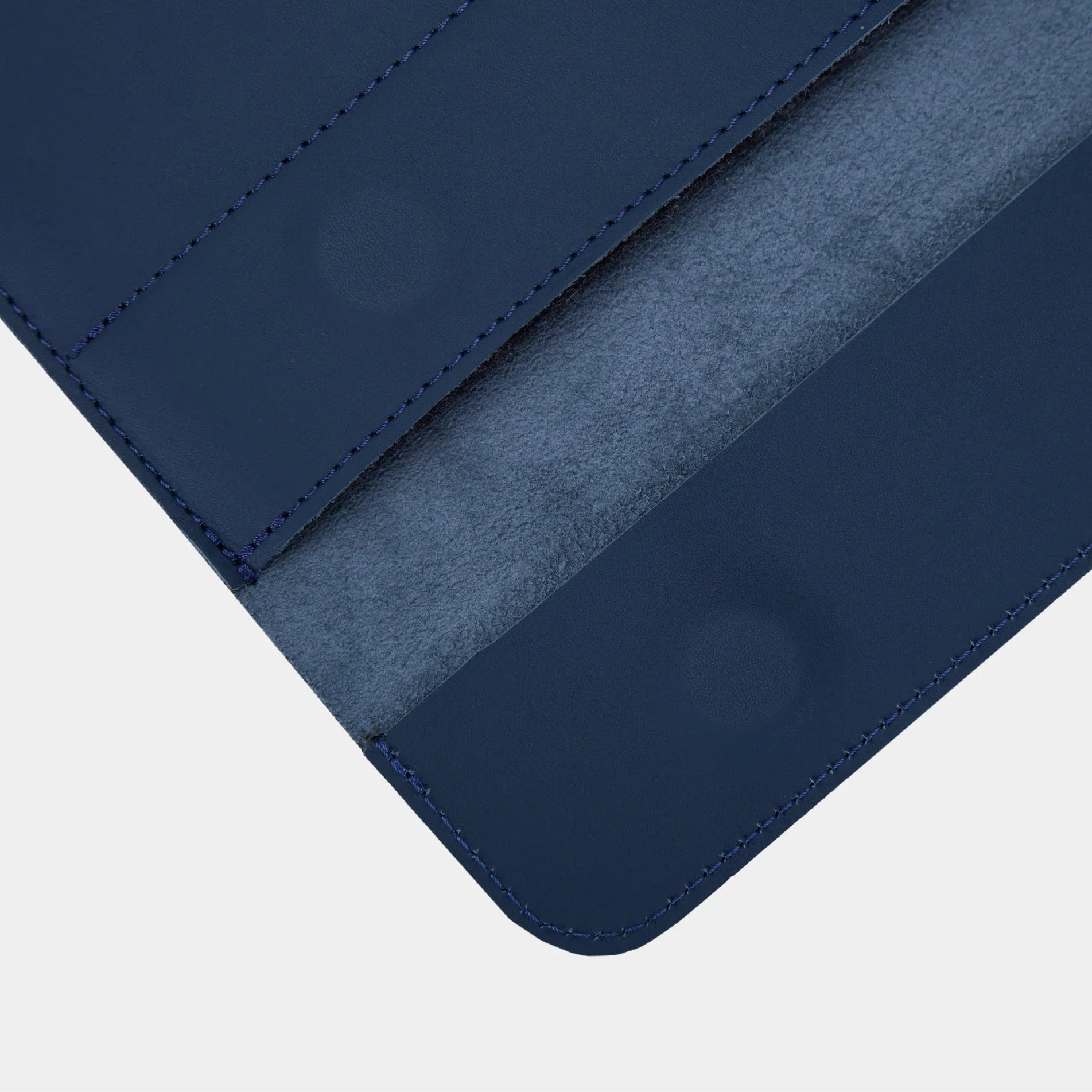 Klouz case - INCARNE® Ukraine