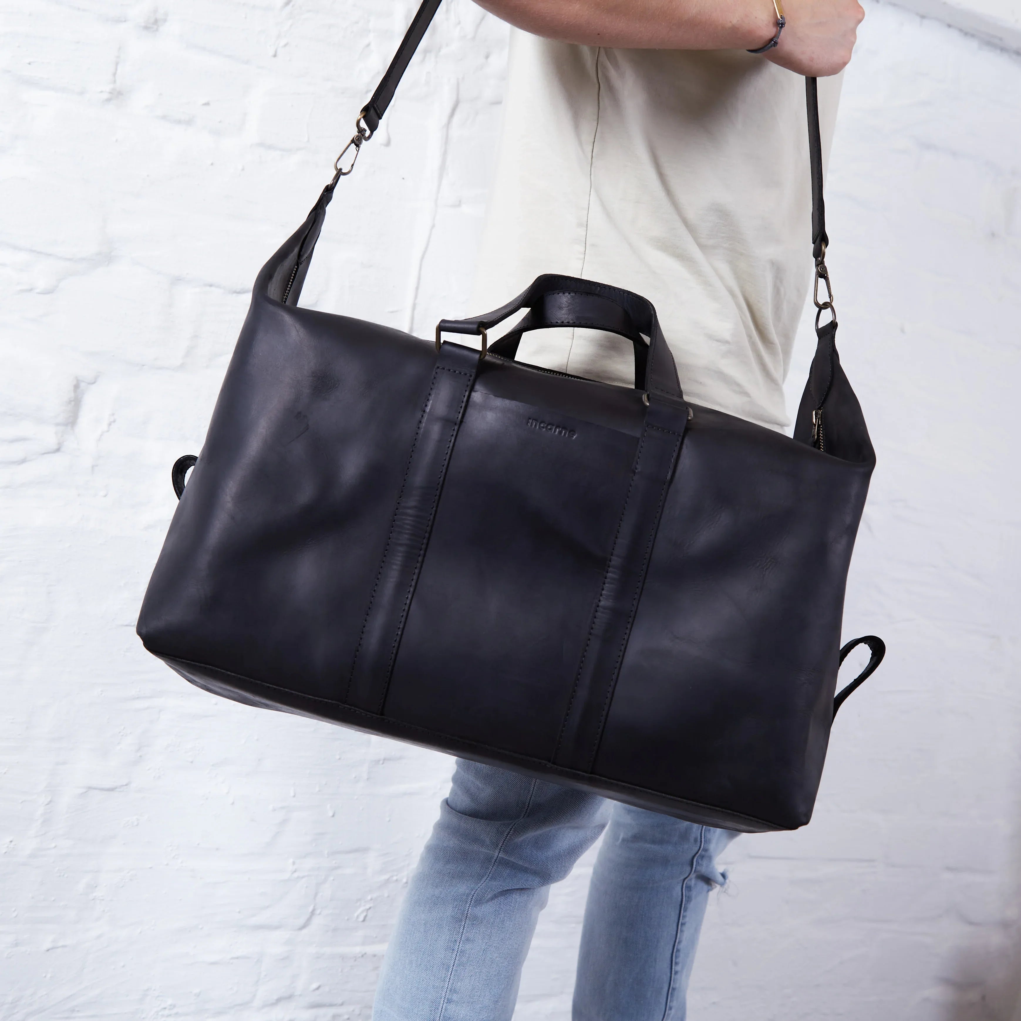 All In Leather Travel Bag - INCARNE® Global