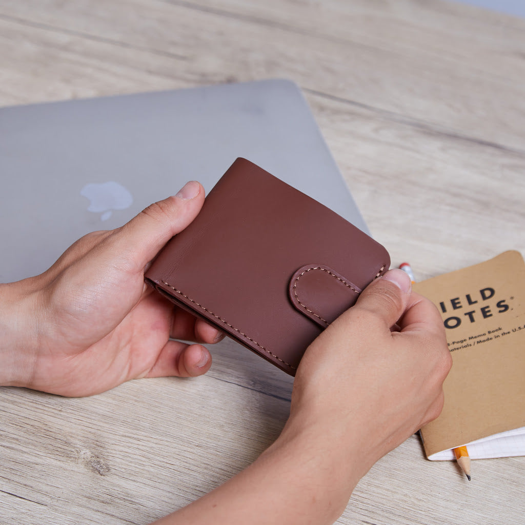 Mini Jack RFID-blocking wallet made from classic leather