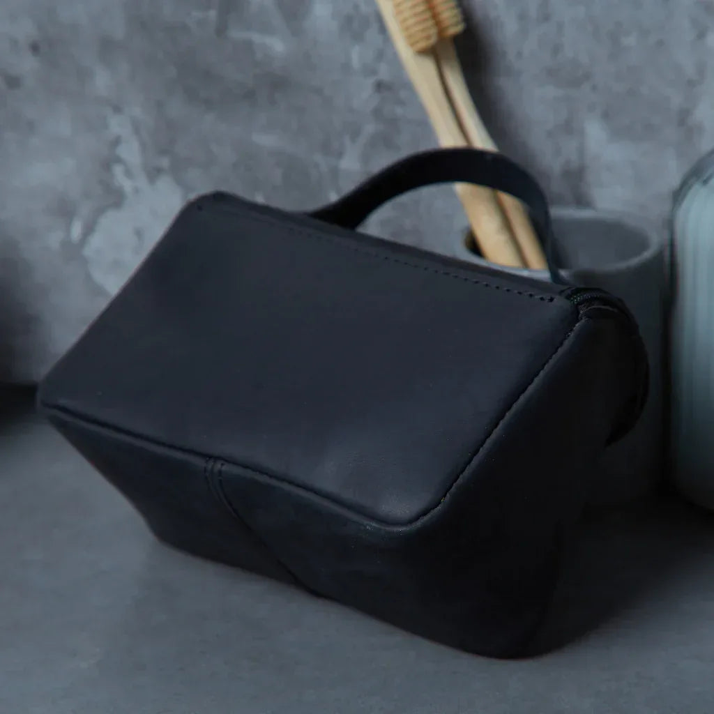 Timeless toiletry bag - INCARNE® Ukraine