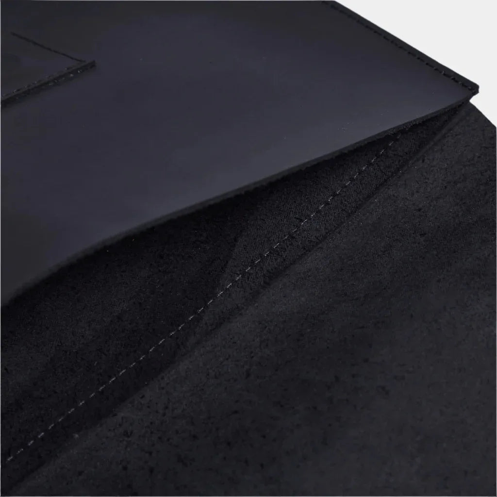 Line Case - INCARNE® Ukraine