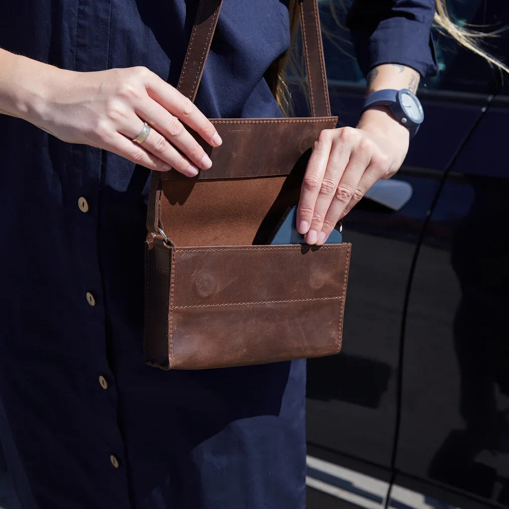 Cover Women's Shoulder Bag - INCARNE® Global