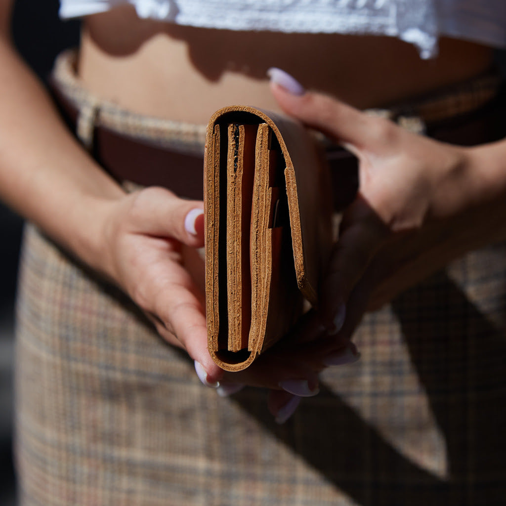 Simple Capacious Leather Wallet