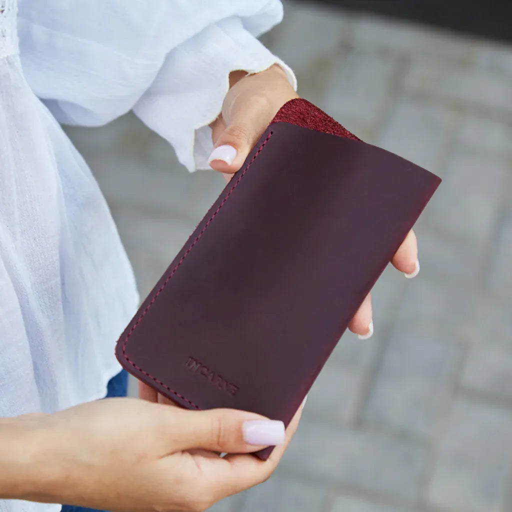 Catch Leather Eyeglass Case - INCARNE® Global