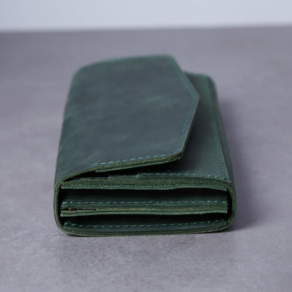 Simple Capacious Leather Wallet - INCARNE® Global