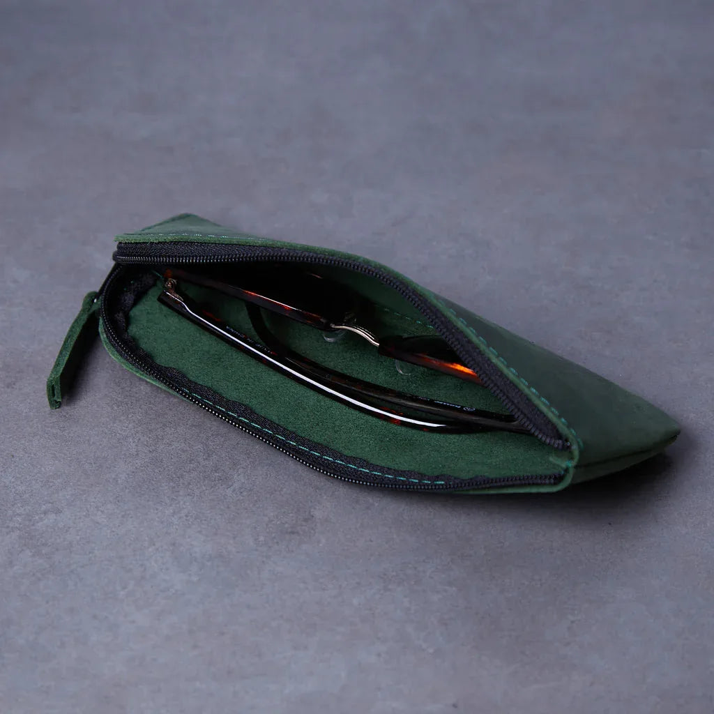 Leaf Leather Eyeglass Case - INCARNE® Global