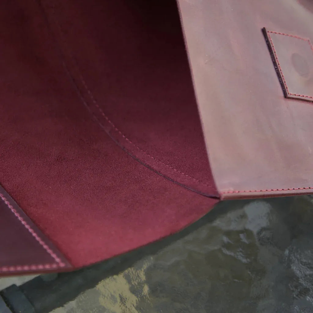 Line Case - INCARNE® Ukraine