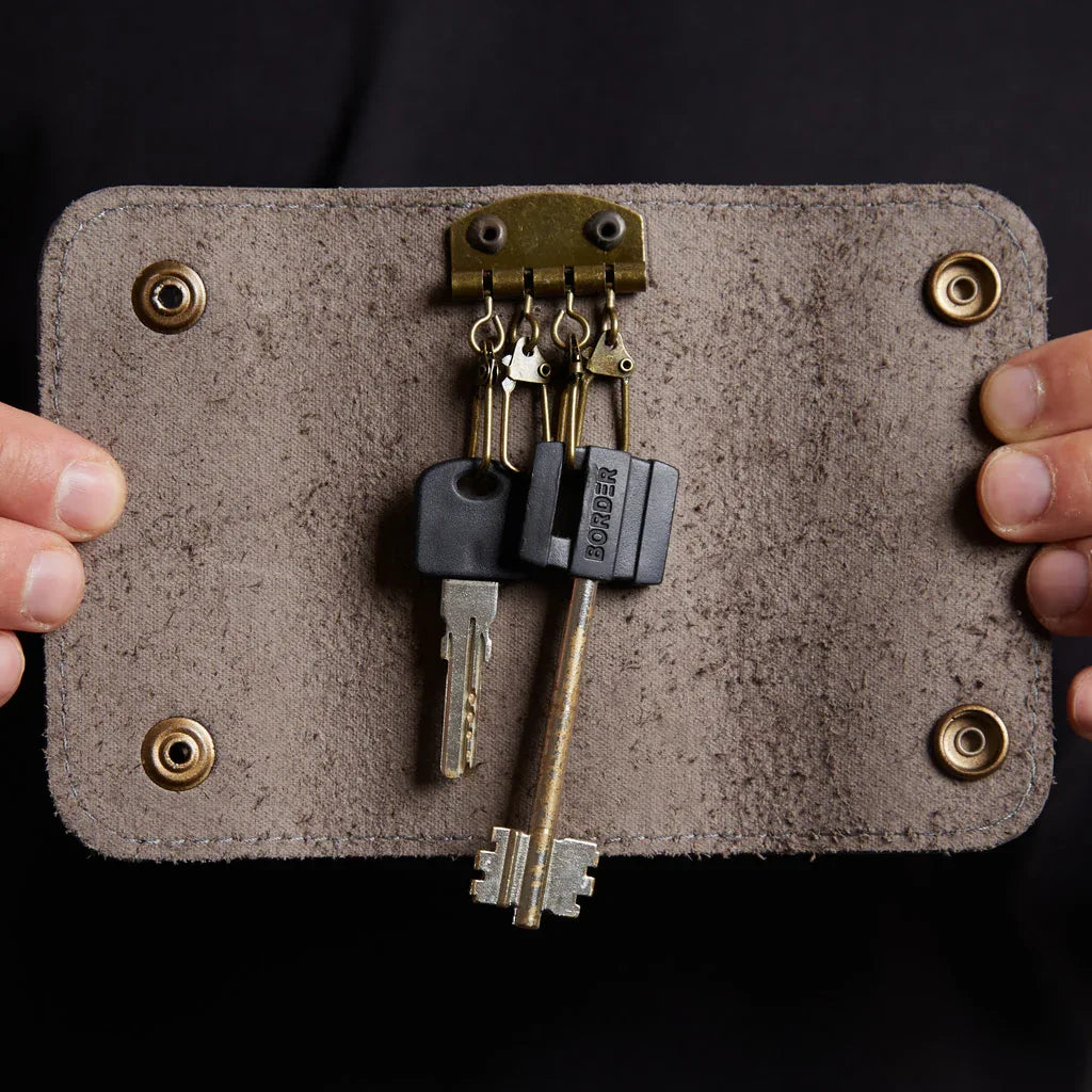 Woody Leather Key Case - INCARNE® Global
