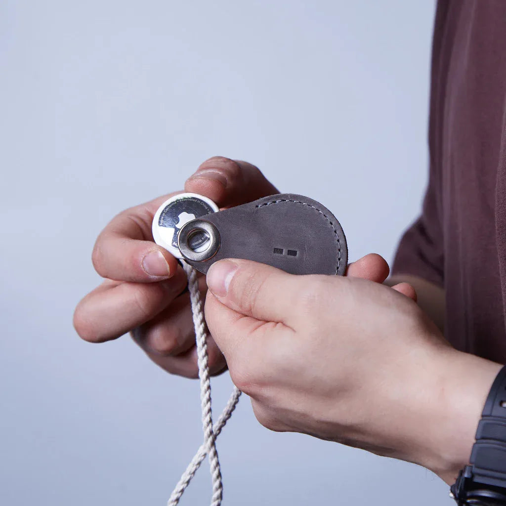 Air Holder Leather Cover for Apple AirTag - INCARNE® Global