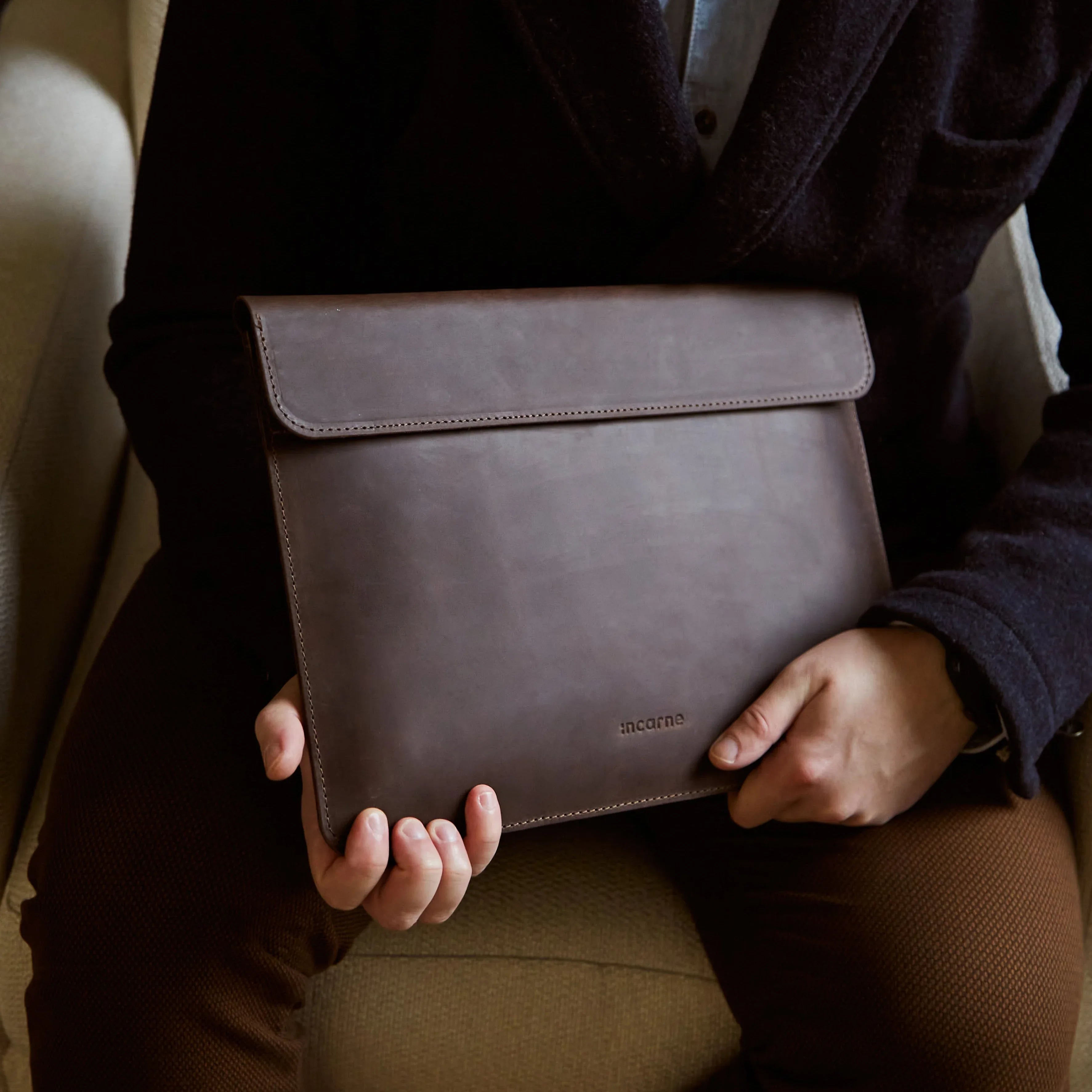 Klouz Laptop Sleeve, Brown (vintage) - INCARNE® Global