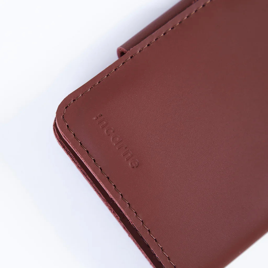 Smart Journey Classic Leather Passport Cover for Travel with AirTag and Cards Holders - INCARNE® Global