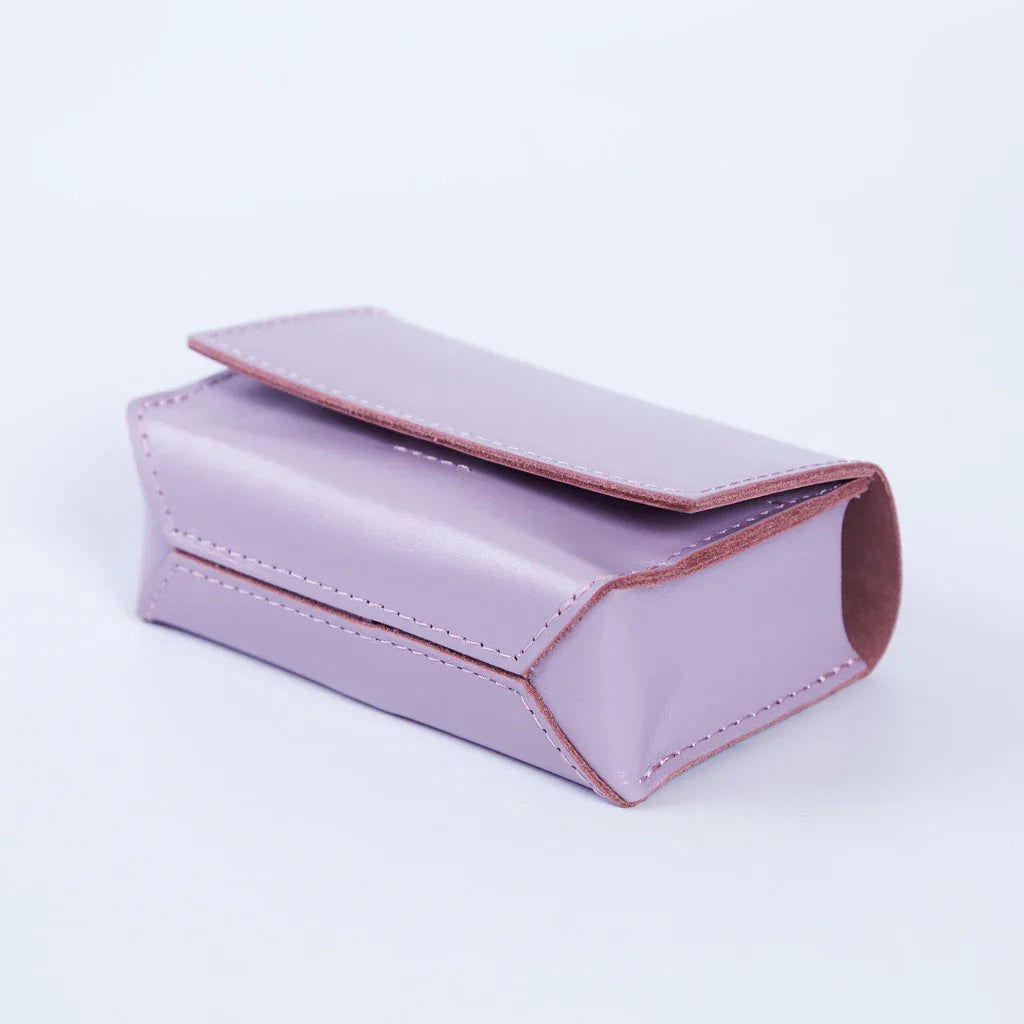 Horizontal tarot bag with magnetic clasp made from classic leather - INCARNE® Global