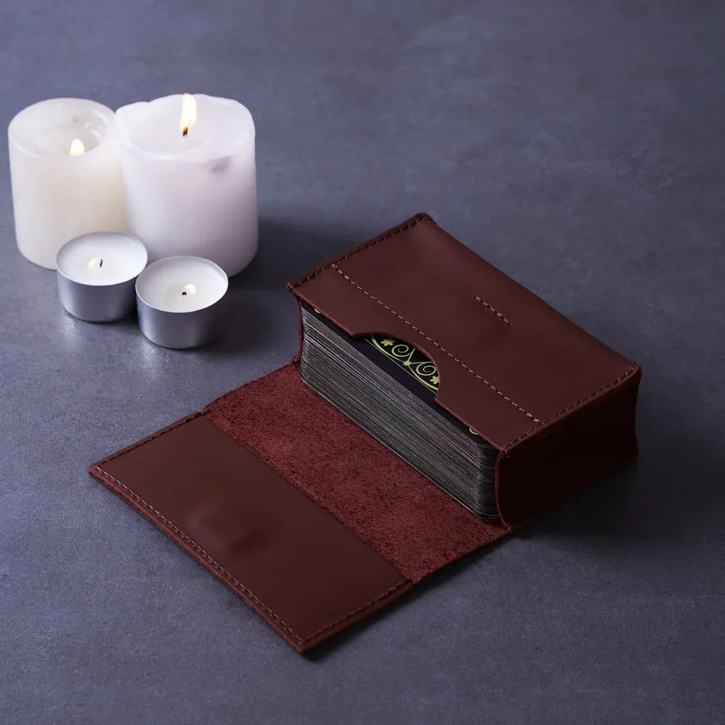 Horizontal tarot bag with magnetic clasp made from classic leather - INCARNE® Global