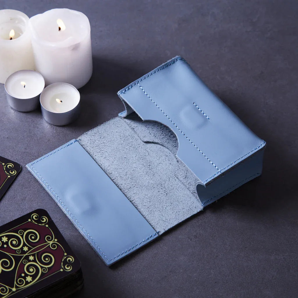 Horizontal tarot bag with magnetic clasp made from classic leather - INCARNE® Global