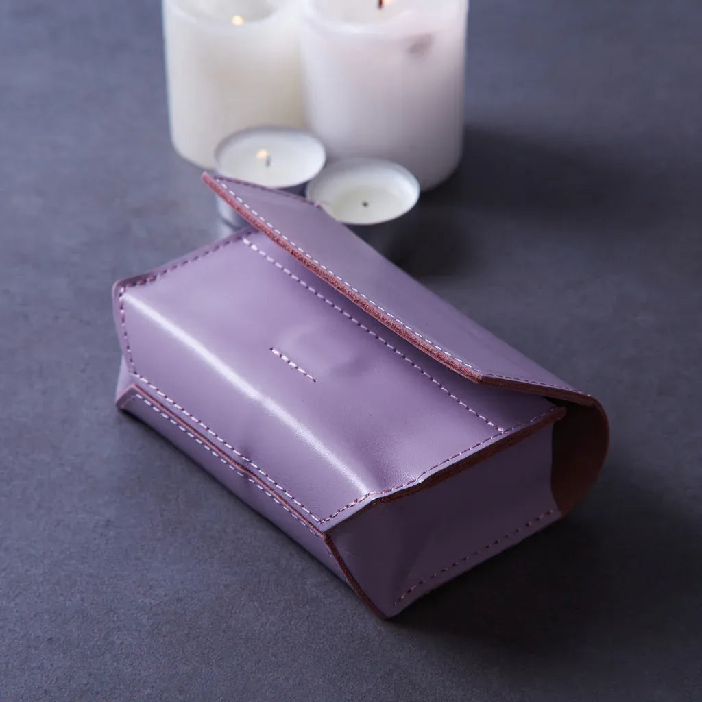 Horizontal tarot bag with magnetic clasp made from classic leather - INCARNE® Global