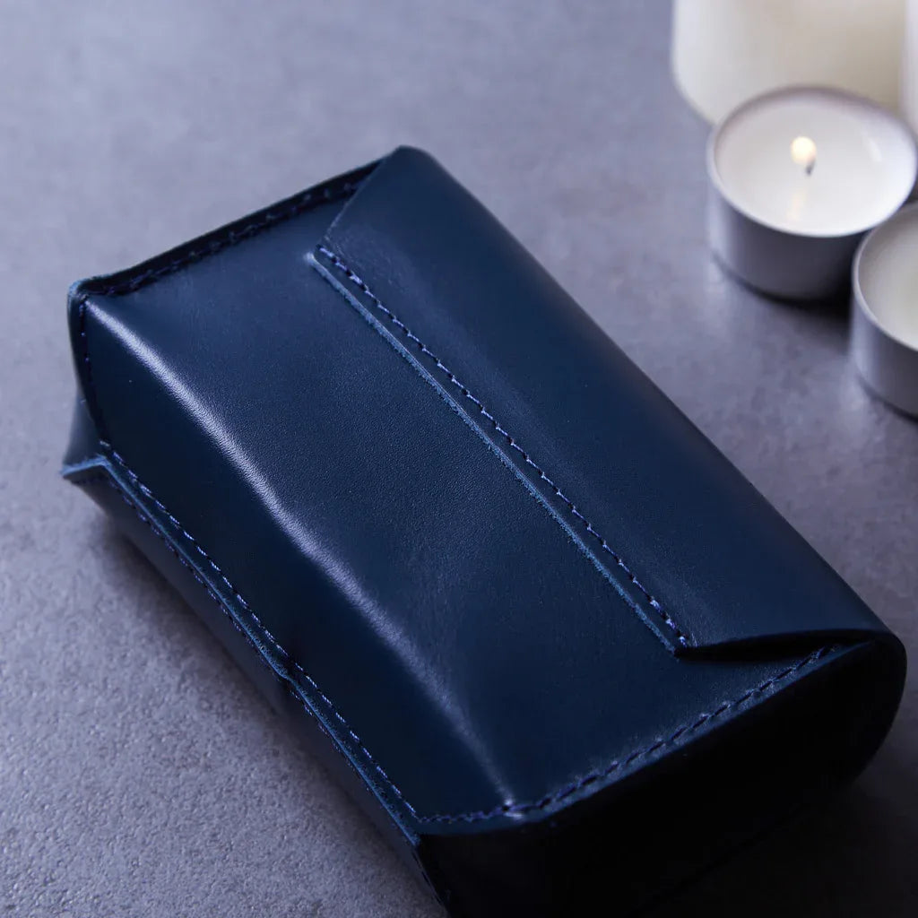 Horizontal tarot bag with magnetic clasp made from classic leather - INCARNE® Global