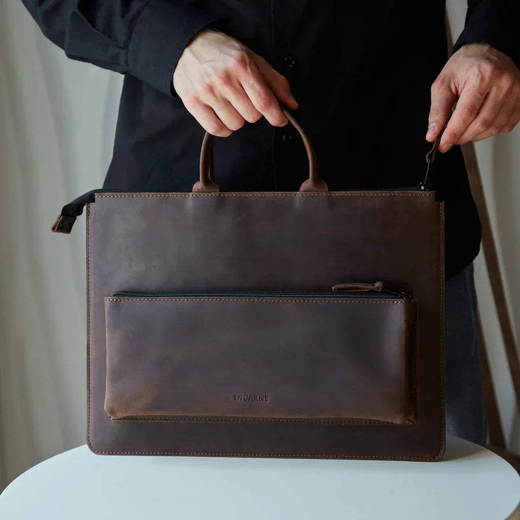 Maryland Laptop Sleeve with a Plastic Zipper - INCARNE® Global