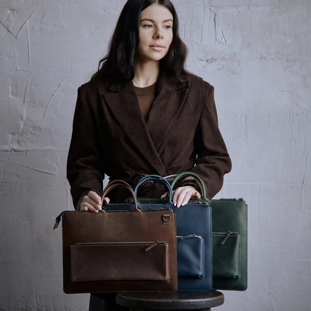 Maryland iPad Pro Sleeve with Handles - INCARNE® Global