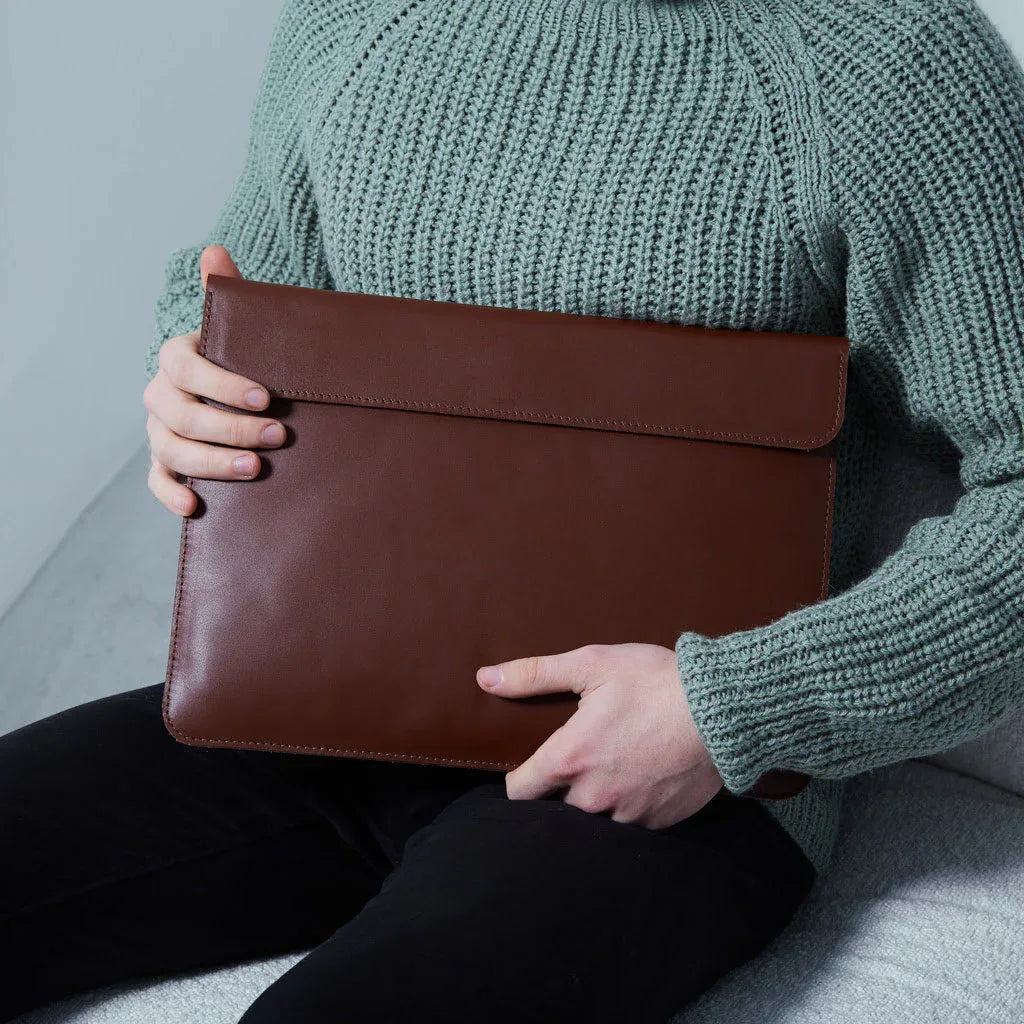 Klouz Laptop Sleeve, Brown - INCARNE® Global