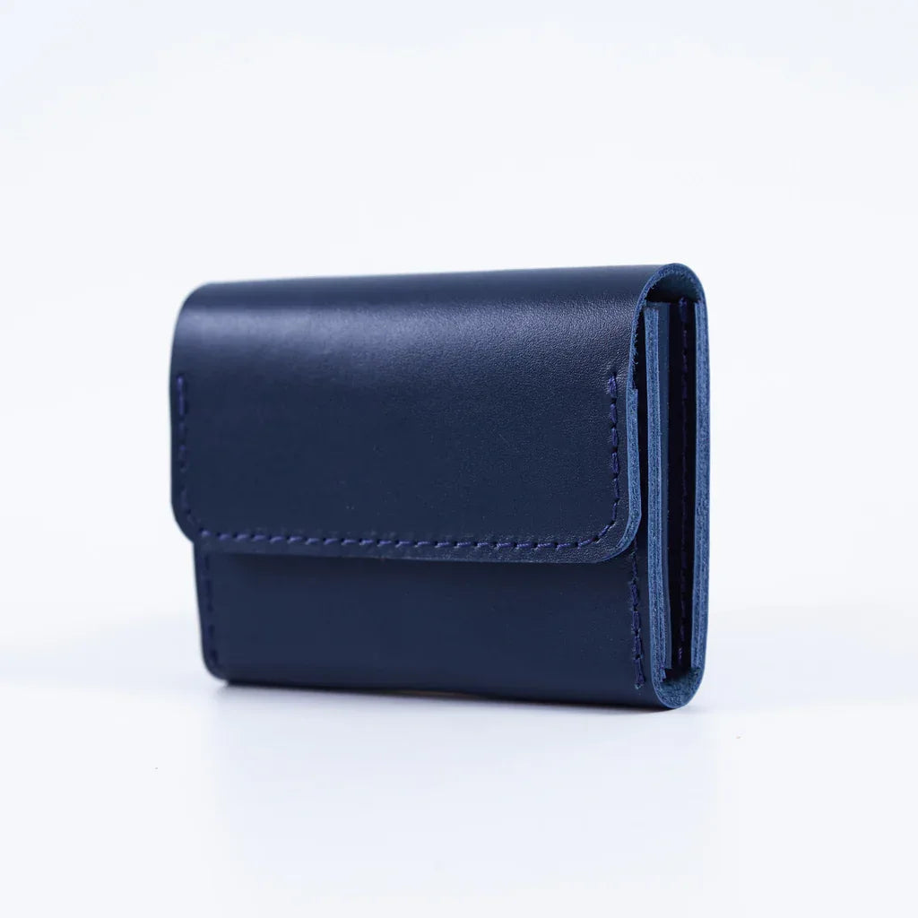 Lean compact wallet made of classic leather - INCARNE® Global