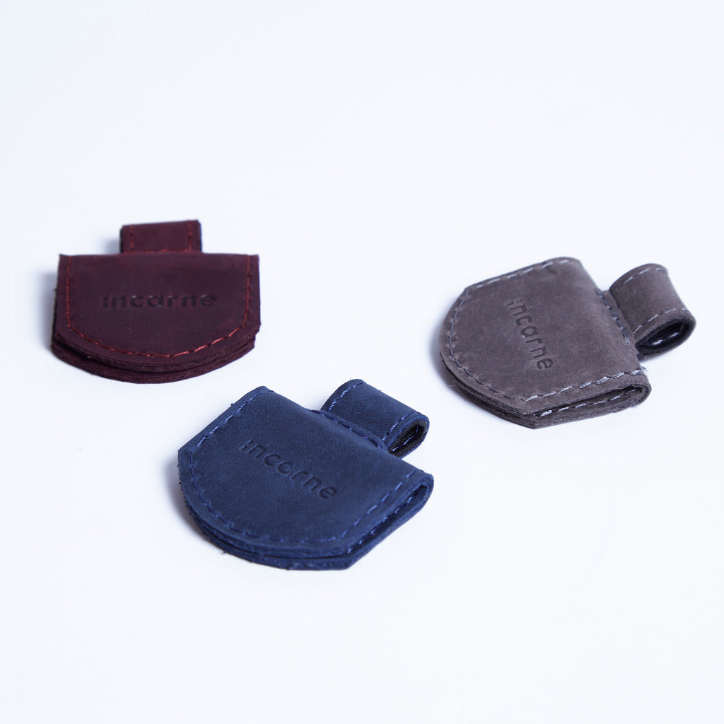 Semne de carte magnetice din piele vintage (set de 3)