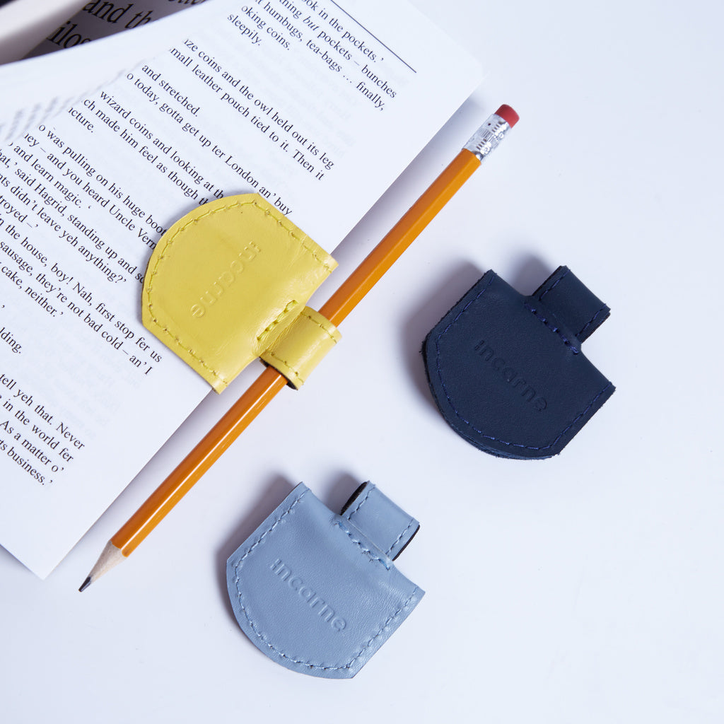 Semne de carte magnetice din piele clasică (set de 3)