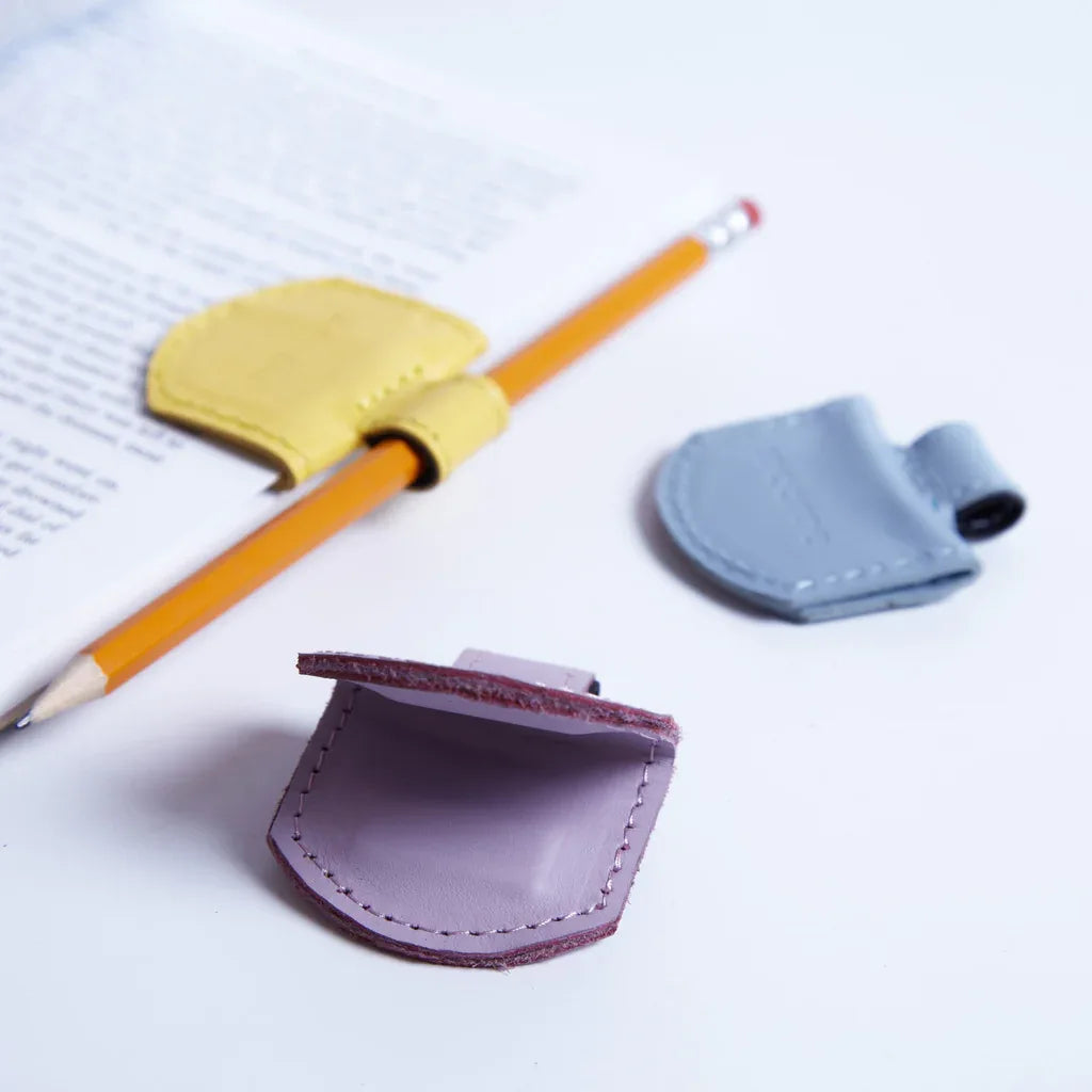 Magnetic bookmarks made from classic leather (set of 3) - INCARNE® Global