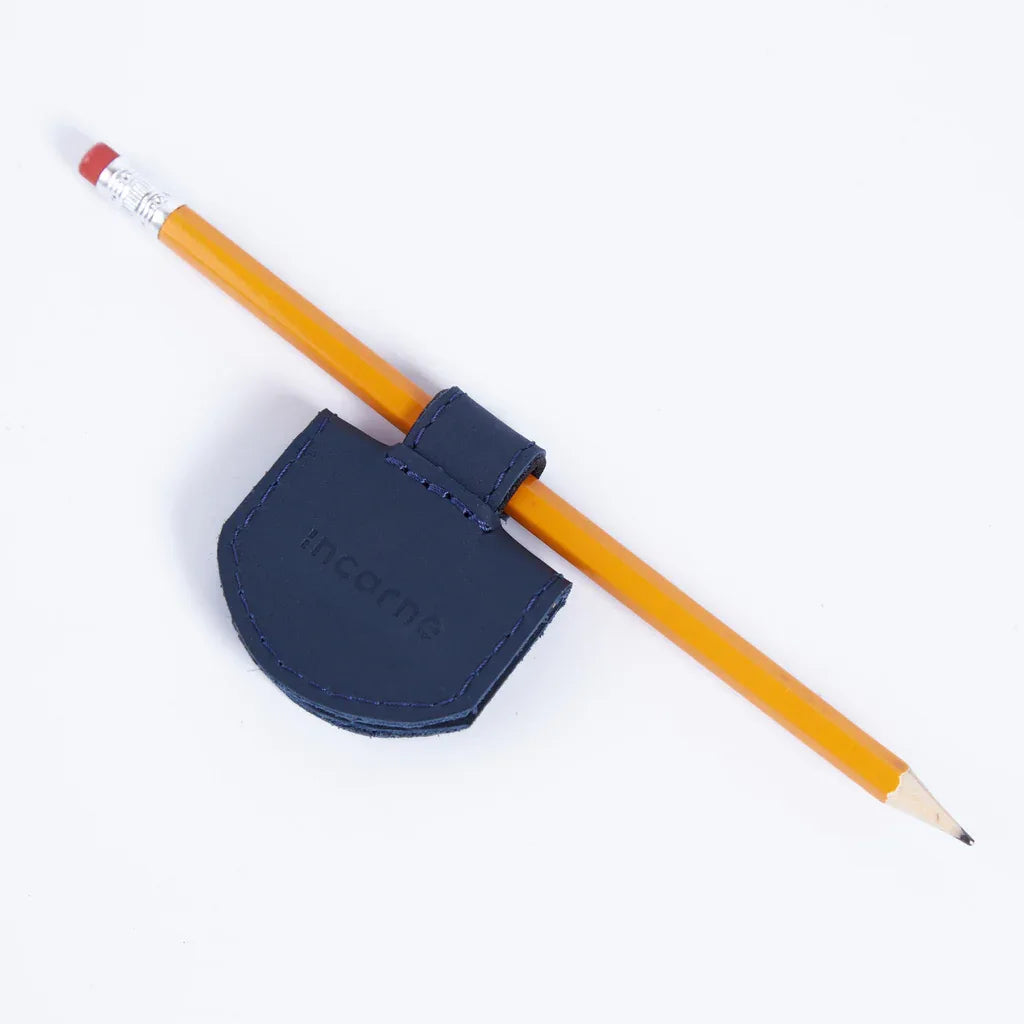 Magnetic bookmark made from classic leather - INCARNE® Global