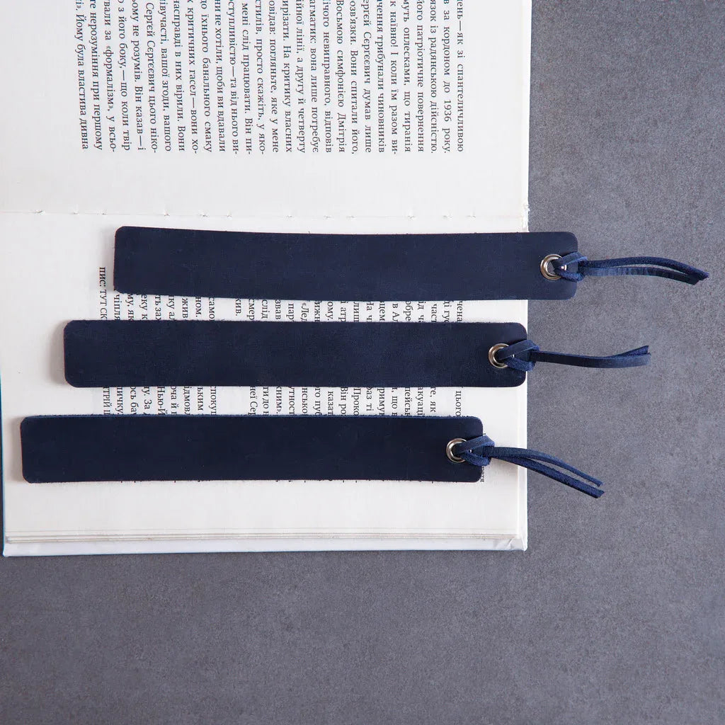 Bookmarks long made from vintage leather (set of 3) - INCARNEĀ® Global