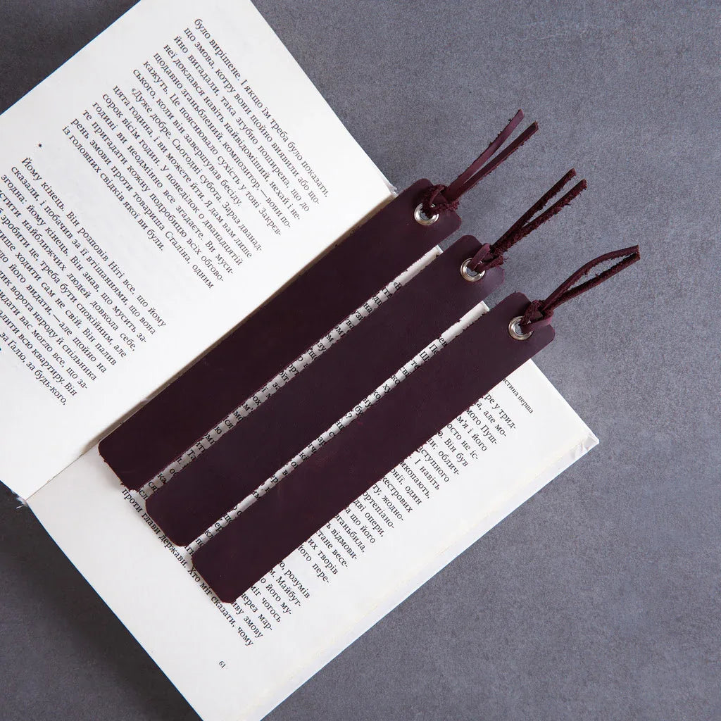 Bookmarks long made from vintage leather (set of 3) - INCARNEĀ® Global