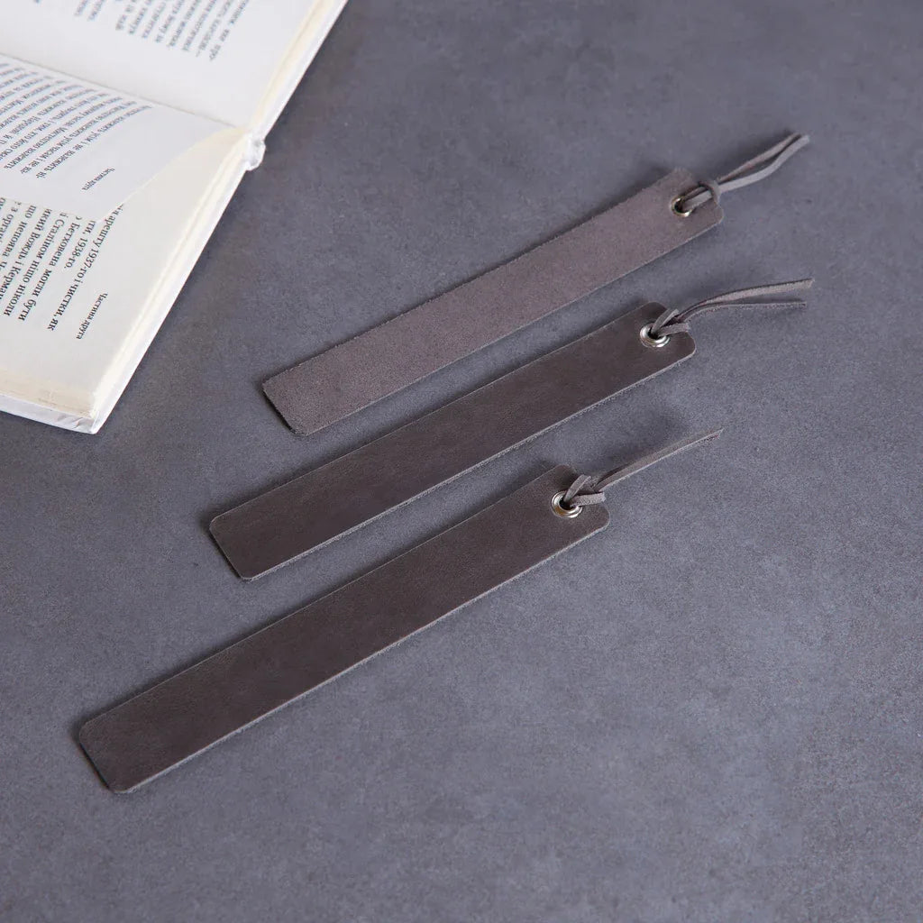 Bookmarks long made from vintage leather (set of 3) - INCARNEĀ® Global