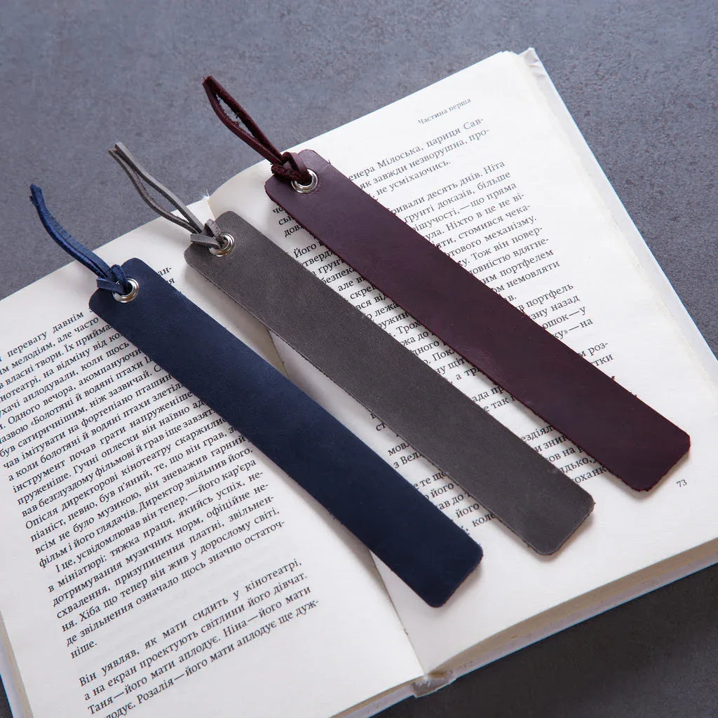 Bookmarks long made from vintage leather (set of 3) - INCARNEĀ® Global