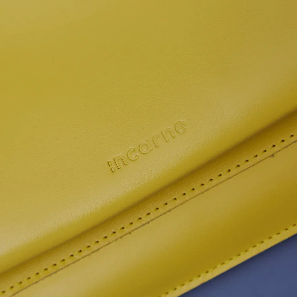 Maryland Laptop Sleeve with Handles in classic leather - INCARNE® Global