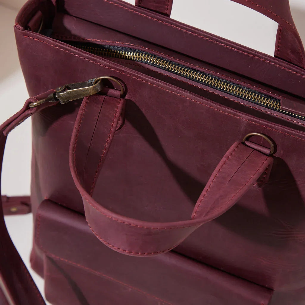 Leather Laptop Convertible Bag Voyager Long - INCARNE® Global