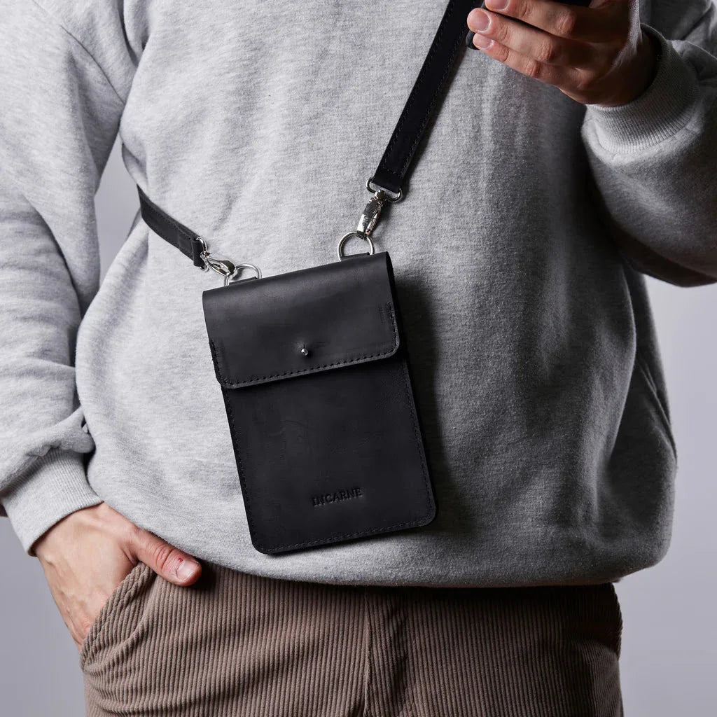 Smart Case Phone Bag Made from Vintage Leather - INCARNE® Global