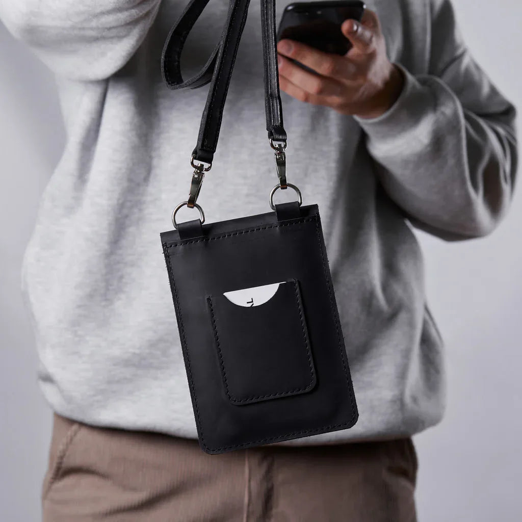 Smart Case Phone Bag Made from Vintage Leather - INCARNE® Global